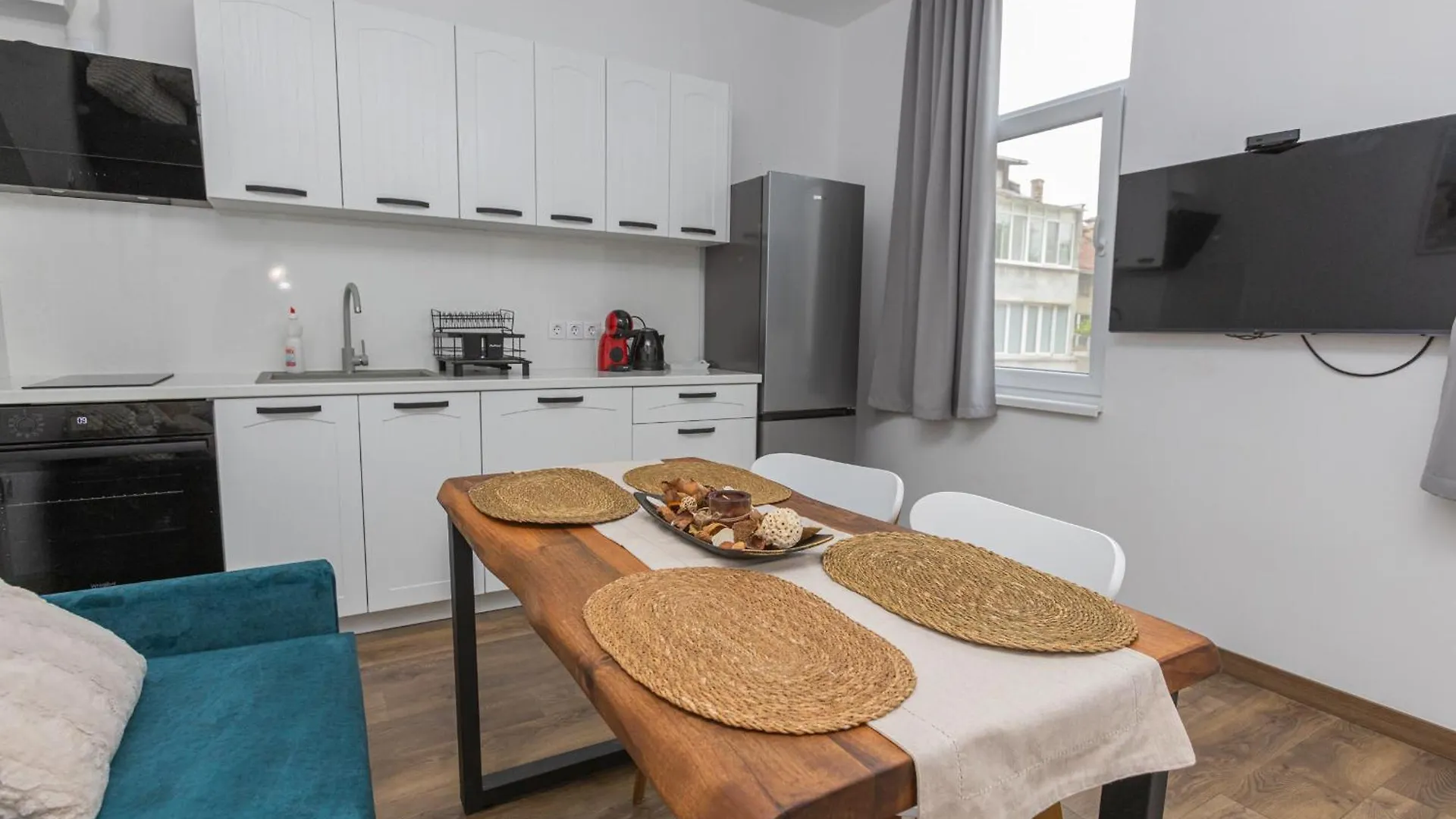 Apartment The Central House 1 Burgas